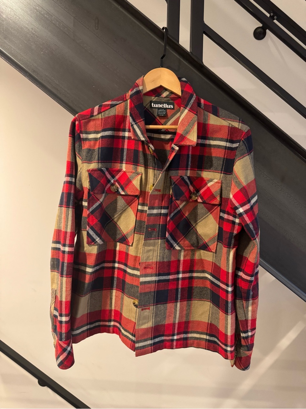 Men's Red & Tan Plaid Casual Button-Down Shirt
